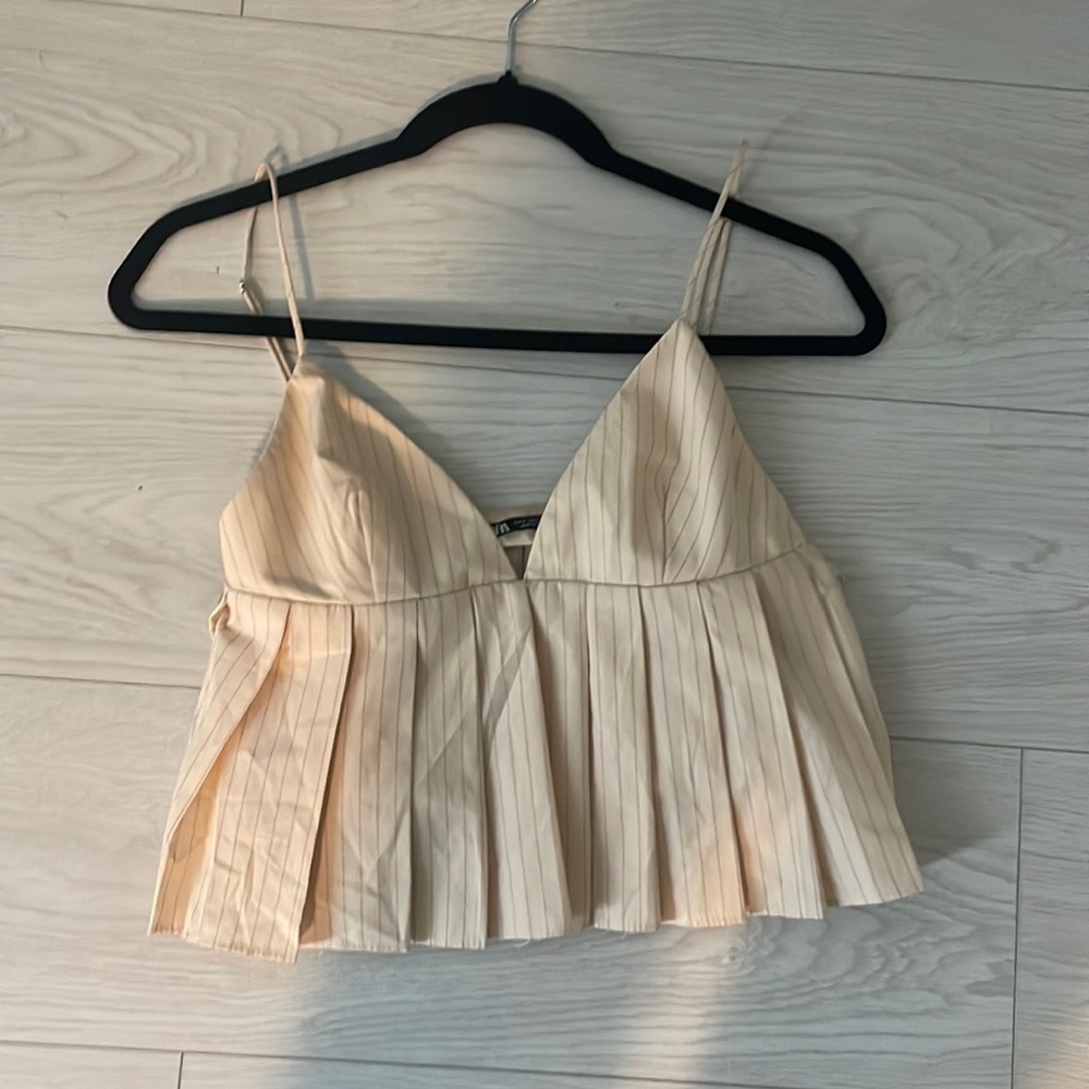Zara Cute Ruffle Top Size Small